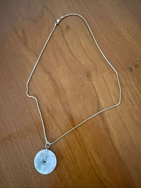 White jade pendant